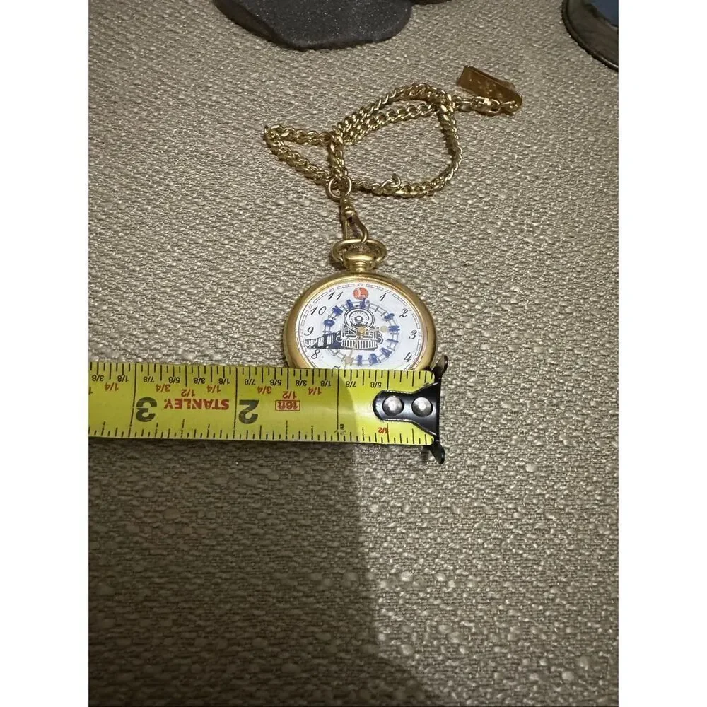 Vintage Lionel Trains Collectors Pocket Watch Gift Tin 1998 Needs Battery Motion